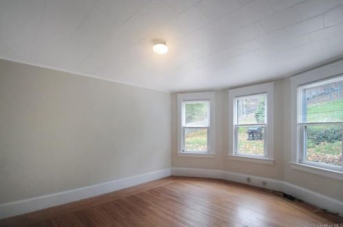 859 Orchard St, Peekskill NY  10566-2156 exterior