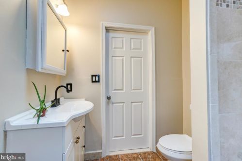 1434 F St, Washington DC 20002-4530 exterior