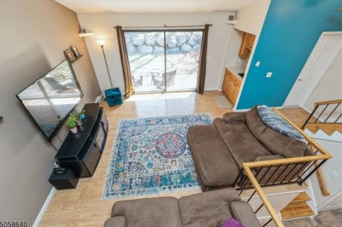 18111 Westview, Wharton NJ 07885-1783 exterior