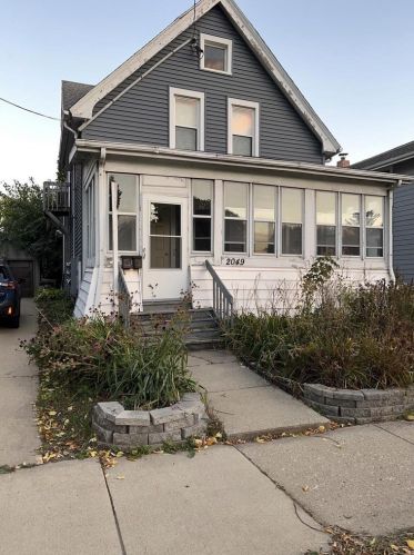 2049 Washington Ave, Madison WI 53704-5208 exterior