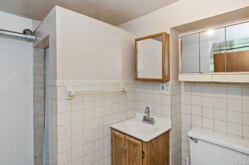 111 Rich Ave, Mount Vernon NY 10550-1510 exterior