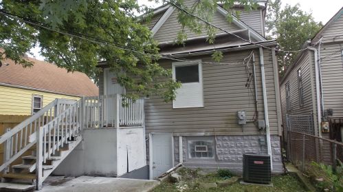 2048 70 Pl, Chicago IL 60637-4642 exterior