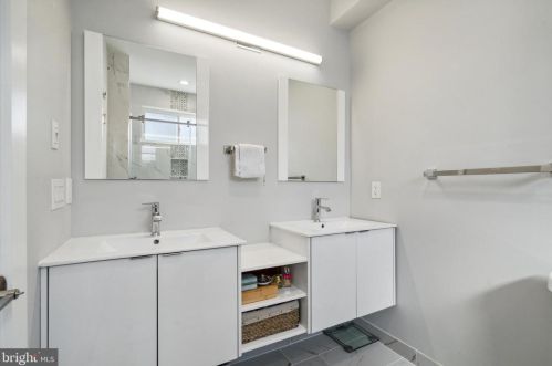 2649 Collins St, Philadelphia PA  19125-1408 exterior