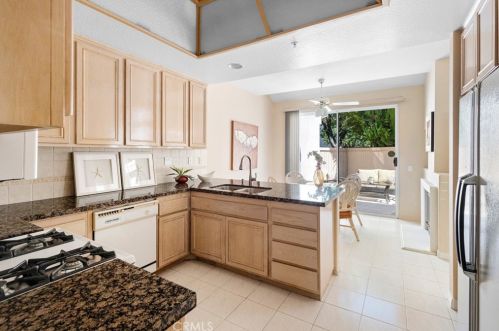 2375 Cascade, Tustin CA exterior