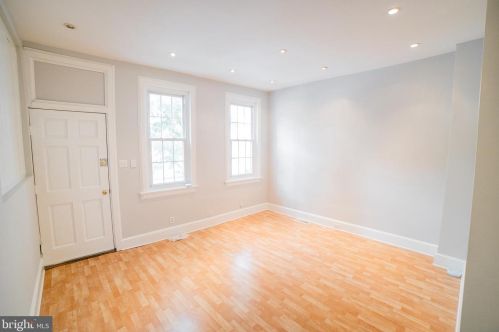 2403 Emerald St, Philadelphia PA  19125-1204 exterior