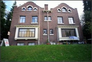 5800 15th Ave, Seattle WA  98105-3005 exterior