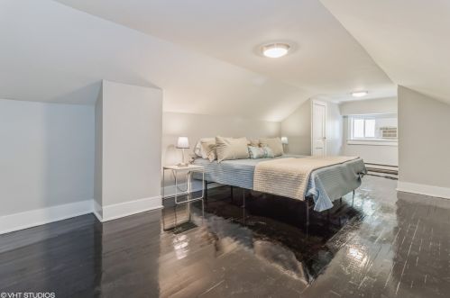 6537 Vernon Ave, Chicago IL 60637-3213 exterior