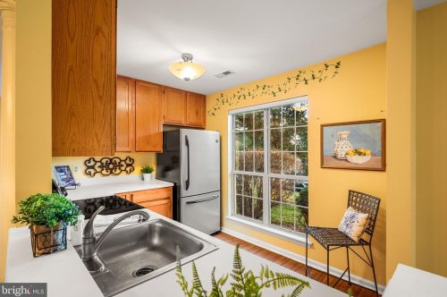 2207 Foxmeadow Dr, Limerick PA 19468-1572 exterior