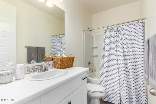 9824 3rd Ave, Phoenix AZ  85041-8871 exterior