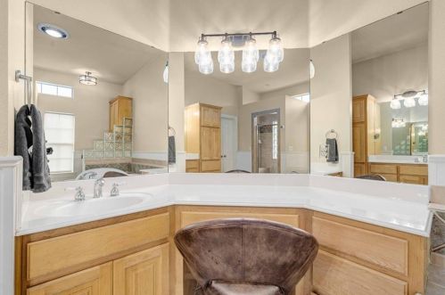 1105 Crystal Crk Dr, Austin TX 78746-4728 exterior