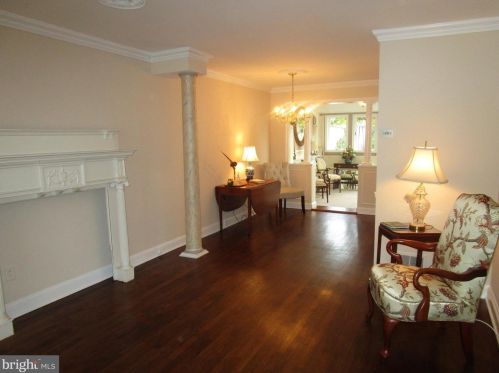 925 Columbus St, Alexandria VA 22314-1611 exterior