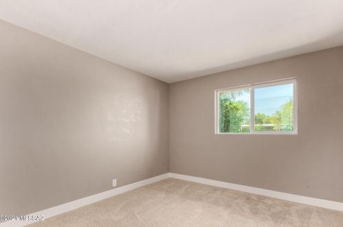 7017 Calle Orion, Tucson AZ  85710-5451 exterior