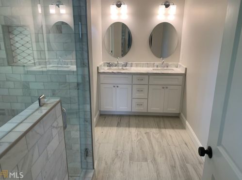 2565 Hawthorne Dr, Atlanta GA 30345-2039 exterior