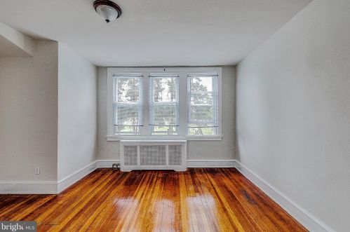 6465 Ditman St, Philadelphia PA 19135-2705 exterior