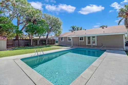 4091 Mohawk Pl, Naples, FL 34112-6745