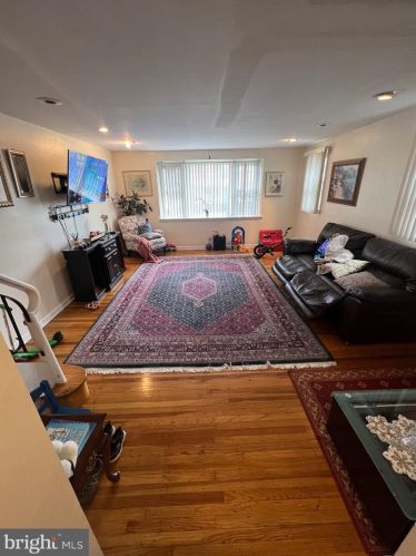 921 Friendship St, Philadelphia PA 19149-1621 exterior