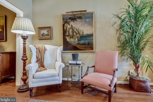 135 D St, Washington DC 20003-1809 exterior