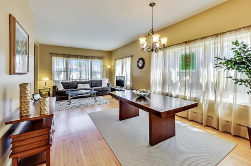 3436 Neenah Ave, Chicago IL 60638-1209 exterior