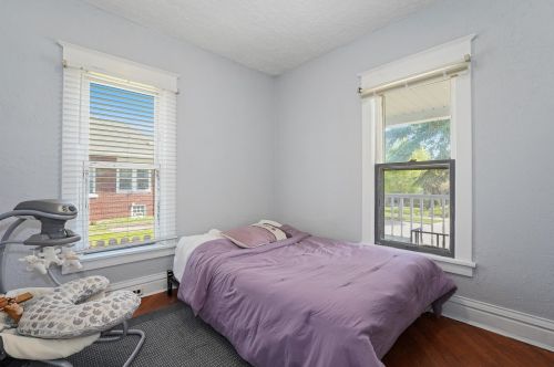 921 Oakland Ave, Joliet IL 60435-4626 exterior