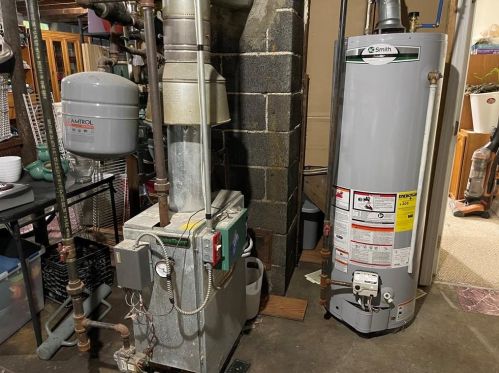 14 Lancashire St, Providence RI 02908-1611 exterior