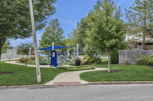 1274 Hawthorne Pl, Saint Louis MO 63130-1328 exterior