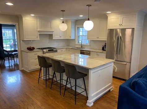 205 Hawthorne Ave, Elmhurst, IL 60126-3241