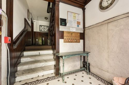 571 Coal St, Pittsburgh, PA 15221-3563