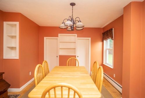 421 Britannia St, Taunton MA 02780-1853 exterior