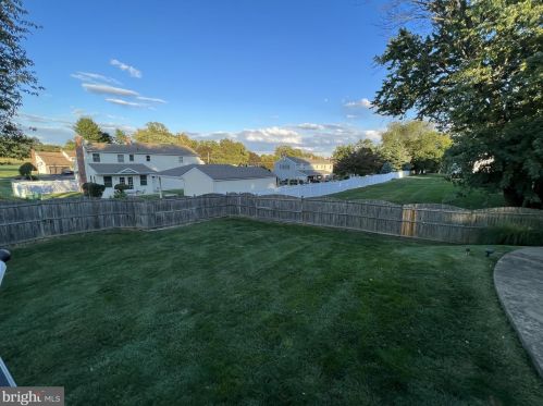 2269 Pne Rd, Huntingdon Valley PA 19006-4028 exterior