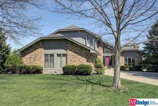 915 156th Ave, Omaha, NE 68118-4105