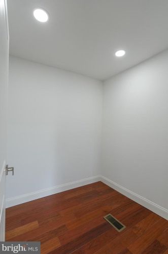 1021 Ellsworth St, Philadelphia PA  19147-4637 exterior