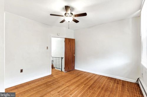 3056 Livingston St, Philadelphia PA 19134-5039 exterior