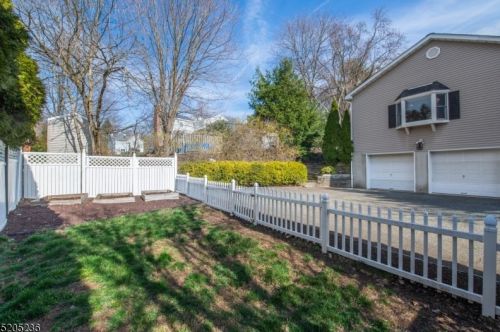 267 Chrystal St, Dover NJ 07801-5405 exterior