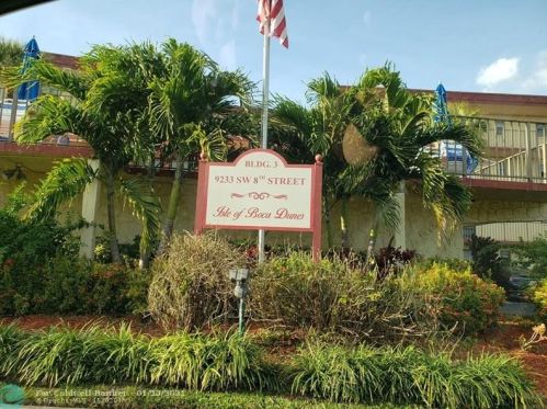 9233 8th St, Boca Raton FL 33428-6805 exterior