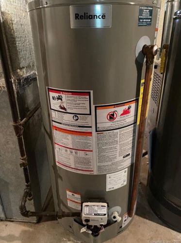 1230 Farmington Ave, Farmington CT 06032-1328 exterior