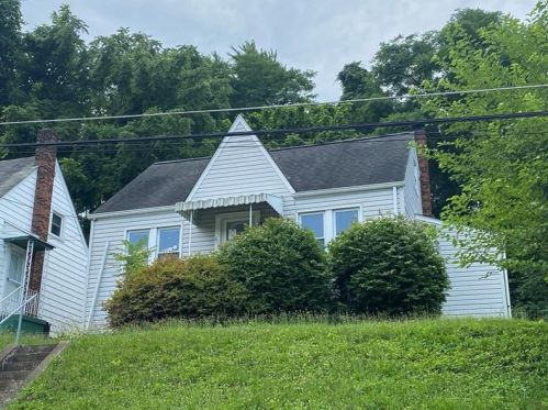 612 Hazel St, Pittsburgh PA  15122-2012 exterior