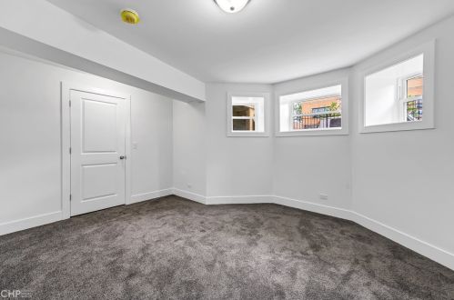 3416 Chicago Ave, Chicago IL 60651-4033 exterior