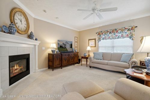 5905 Coleman Rd, East Lansing MI 48823-9799 exterior