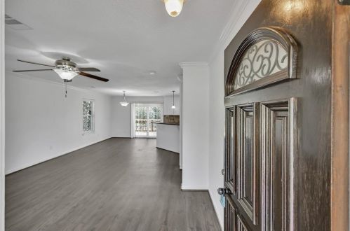 1649 Mohawk Dr, Montgomery TX  77316-5149 exterior