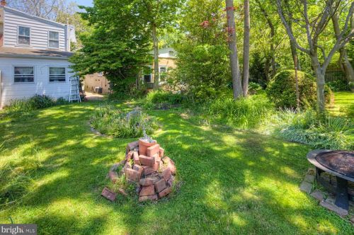 412 Delaware St, New Castle DE 19720-5045 exterior