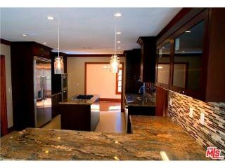 911 Westholme Ave, Los Angeles CA  90024-3210 exterior