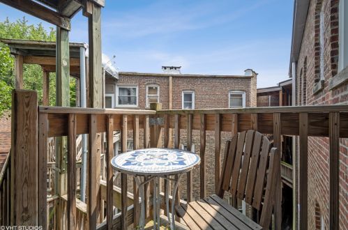 5709 Ridge Ave, Chicago IL  60660-3430 exterior