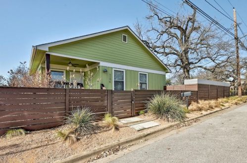 1194 Coleto St, Austin TX  78702-1736 exterior