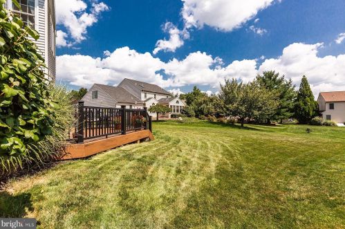 2938 Hearthside Ln, Lancaster PA 17601-1457 exterior