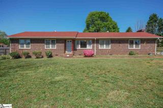 7 Rangeview Cir, Greenville, SC 29617-3161