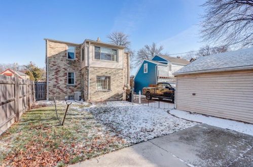 4237 Burrell St, Milwaukee WI  53207-5003 exterior