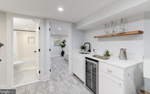 325 11th St, Washington DC  20002-6219 exterior