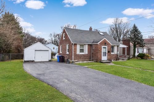 611 Farmington Ave, New Britain, CT 06053-1652