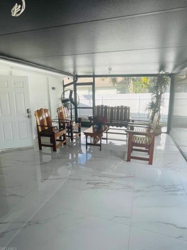 2442 44 St, Naples FL 34116-7917 exterior