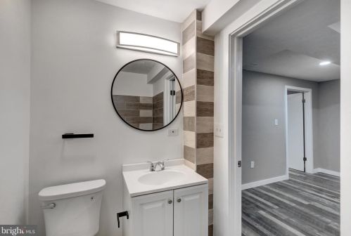 11404 Fairoak Dr, Silver Spring MD  20902-3137 exterior